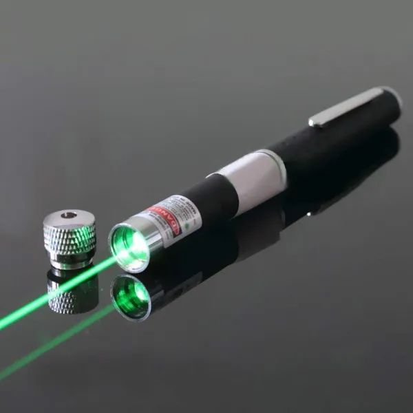 Ultra_Powerful_Laser_Pointer_Pen_Beam_Light_5Mw_650Nm_Presentation_Pointer_-_Green_Laser_Pointer_Disco_Pointer_Pen_Laser