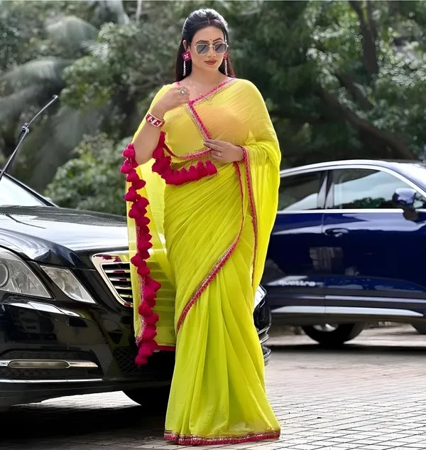 Yellow_Cotton_Silk_Solid/Plain_Chanderi_Saree_For_Women