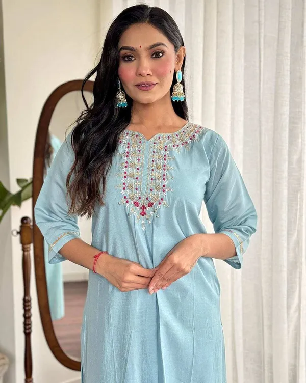 Light_Blue_Pure_Silk_Embroidered_3/4_Sleeve_Round_Neck_Kurti_Pant_For_Women