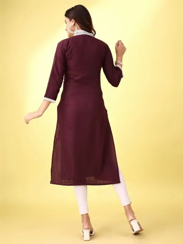 Maroon_Viscose_Rayon_Embroidered_3/4_Sleeve_V_Neck_Kurta_For_Women