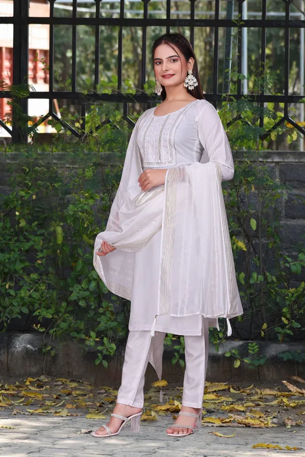 Blue_Cotton_Rayon_Embroidered_3/4_Sleeve_Round_Neck_Kurta_Pant_For_Women