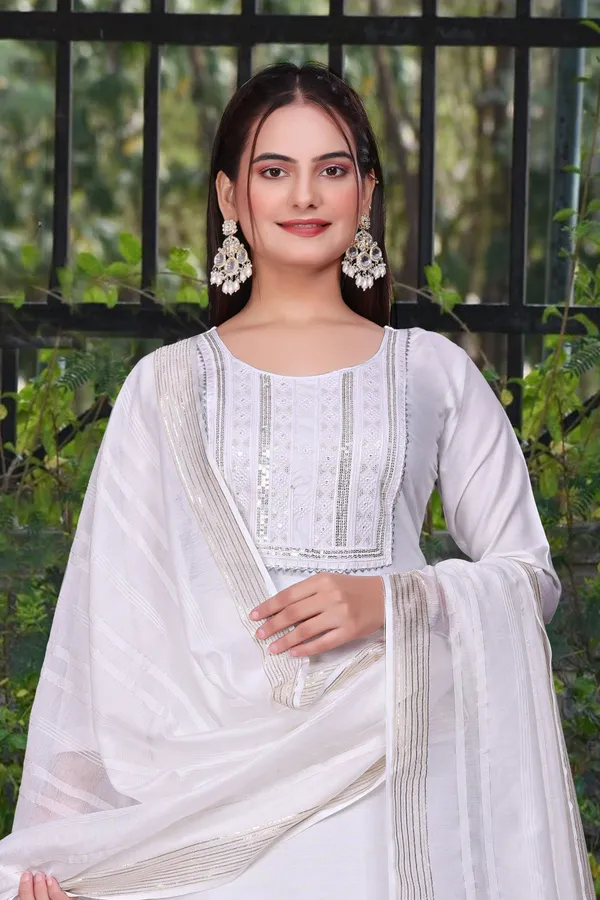 Blue_Cotton_Rayon_Embroidered_3/4_Sleeve_Round_Neck_Kurta_Pant_For_Women