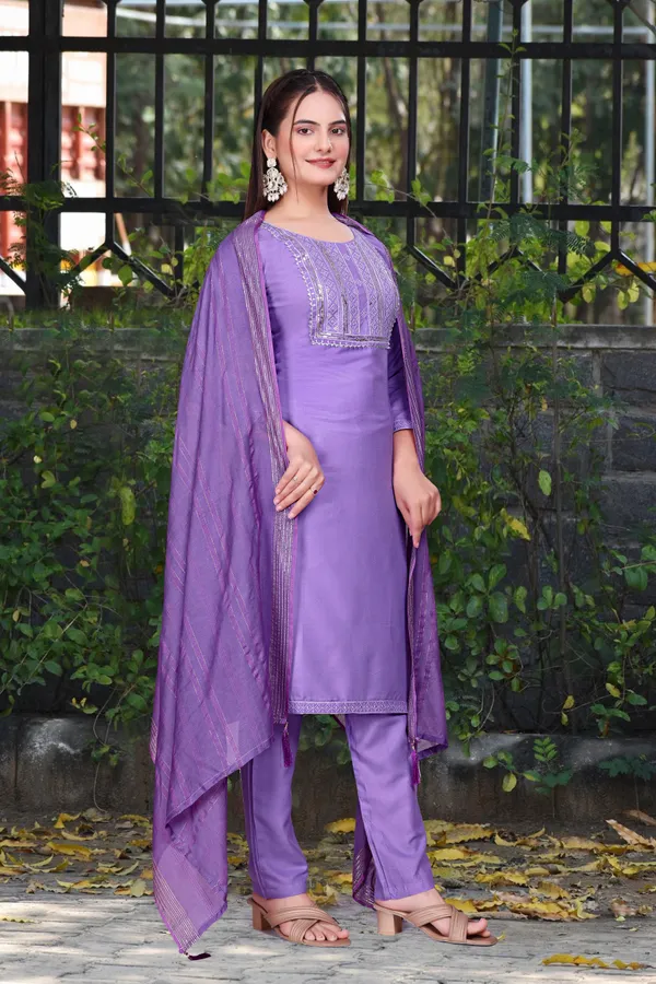 Blue_Cotton_Rayon_Embroidered_3/4_Sleeve_Round_Neck_Kurta_Pant_For_Women