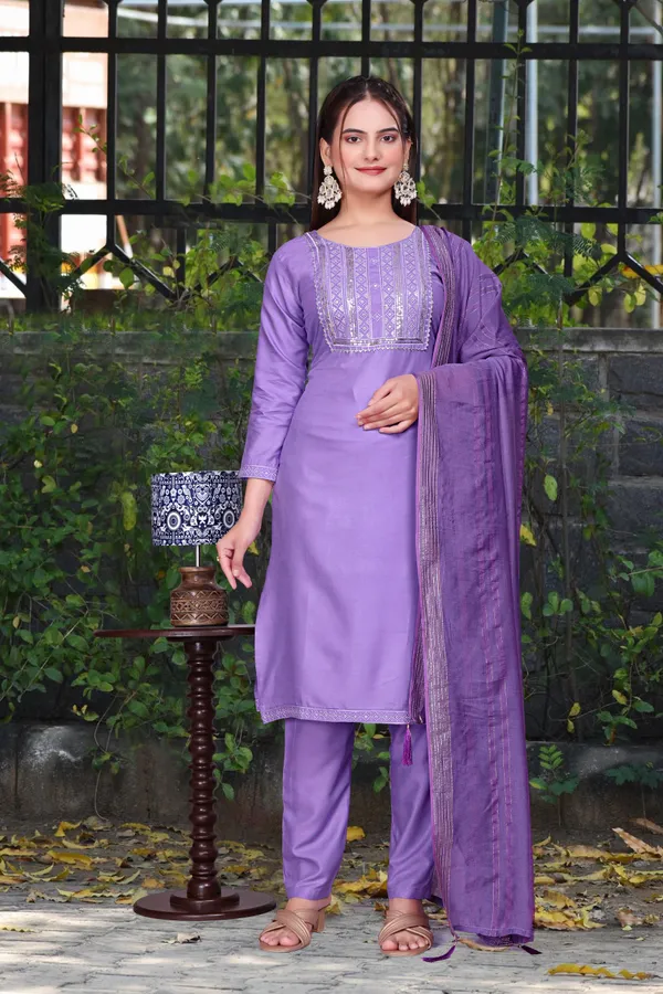 Blue_Cotton_Rayon_Embroidered_3/4_Sleeve_Round_Neck_Kurta_Pant_For_Women