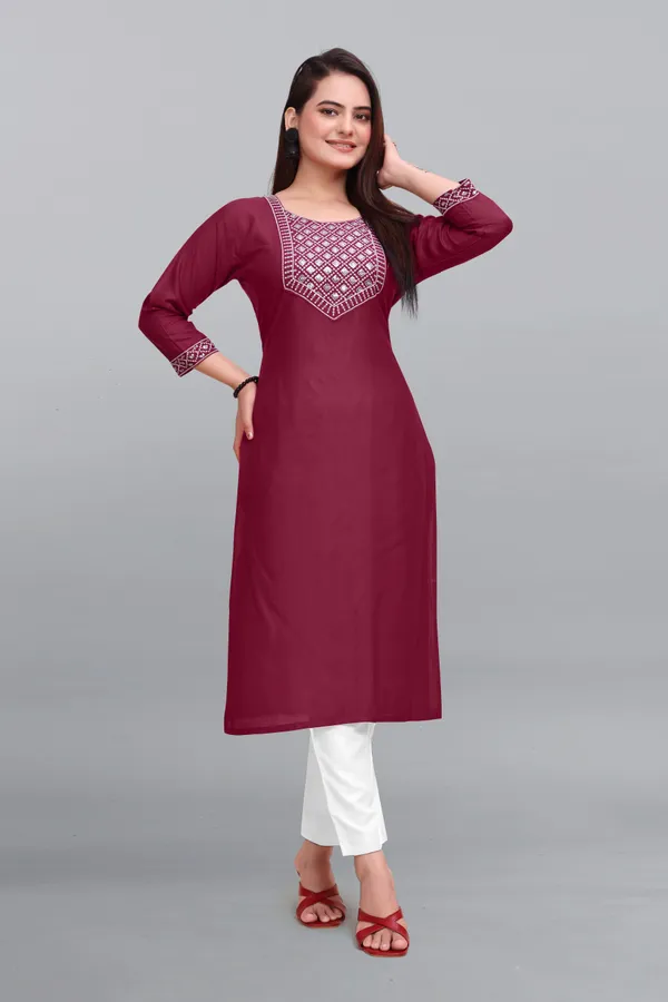 Maroon_Cotton_Rayon_Embroidered::Solid_3/4_Sleeve_Round_Neck_Kurta_For_Women