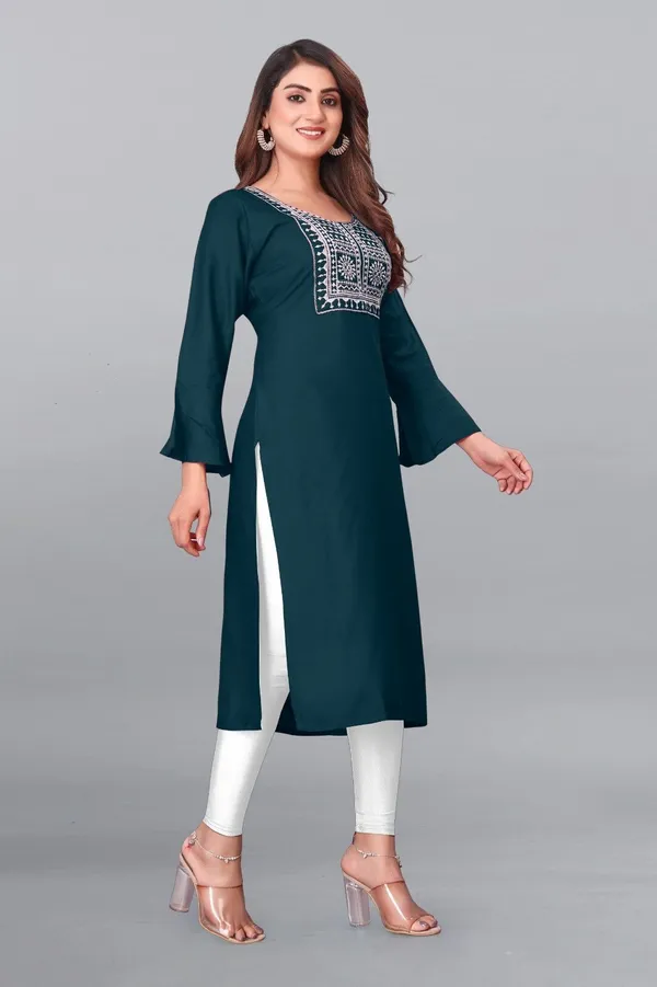 Dark_Green_Cotton_Rayon_Embroidered_3/4_Sleeve_Round_Neck_Kurta_For_Women