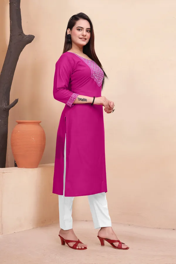 Pink_Cotton_Rayon_Embroidered_3/4_Sleeve_Round_Neck_Kurta_For_Women