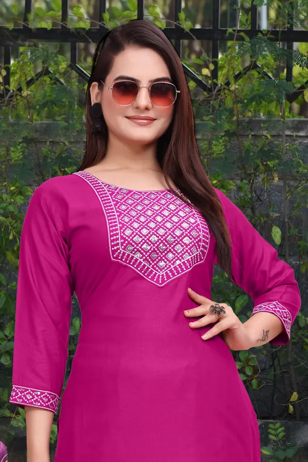 Pink_Cotton_Rayon_Embroidered::Solid_3/4_Sleeve_Round_Neck_Kurta_For_Women