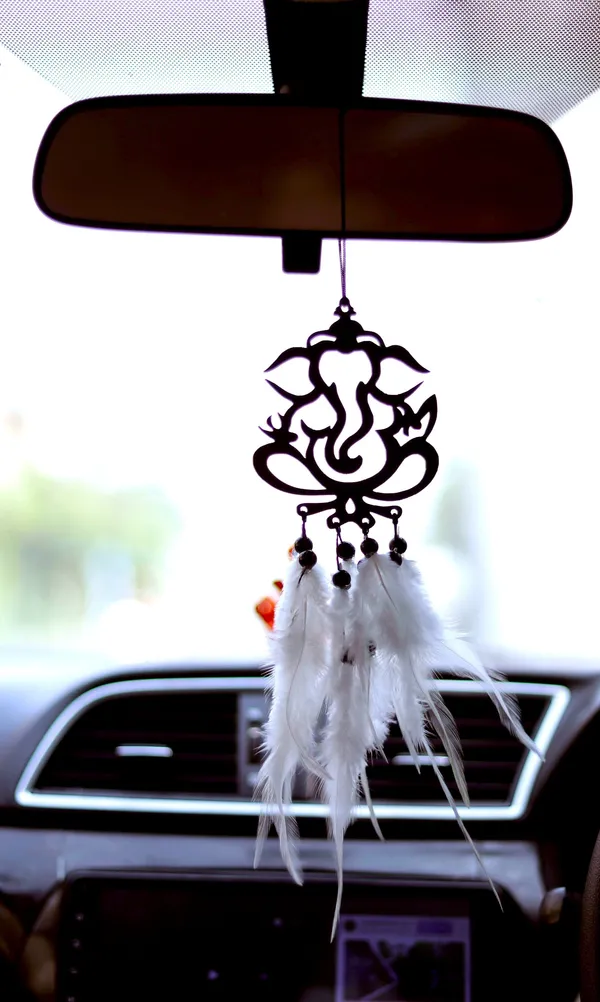 Mac_Enterprise_Mac_Enterprise_Car_Hanging_,_Wall_Hanging_Ganesha_Decorative_Showpiece_(Black)_Car_Hanging_Ornament_(Pack_Of_1)