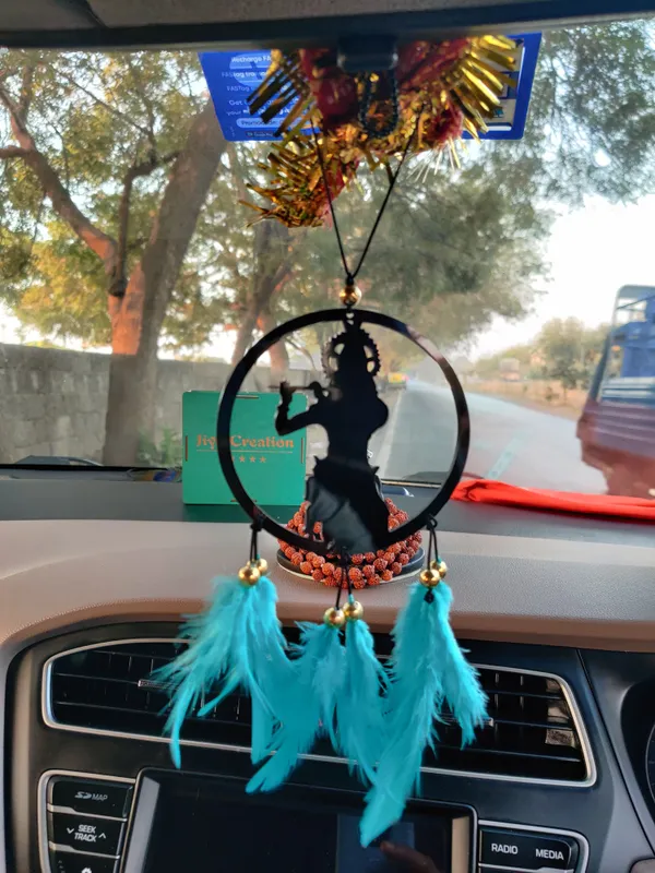 Dream_Catcher_Car_Hanging_Emblem_Wall_Hanging_Krishna_Decorative_Showpiece_Car_Hanging_Ornament_(Pack_Of_1)