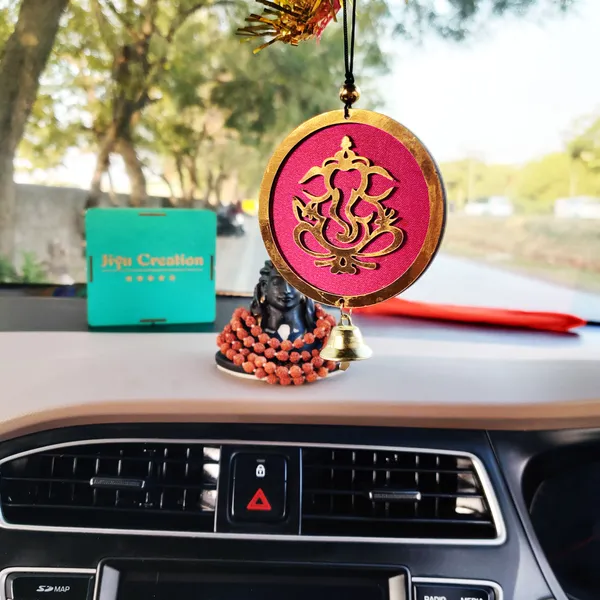 Golden_Ganesh_Dream_Catcher_/_Car_Hanger_/_3D_Design_Car_Hanging_Ornament_(Pack_Of_1)