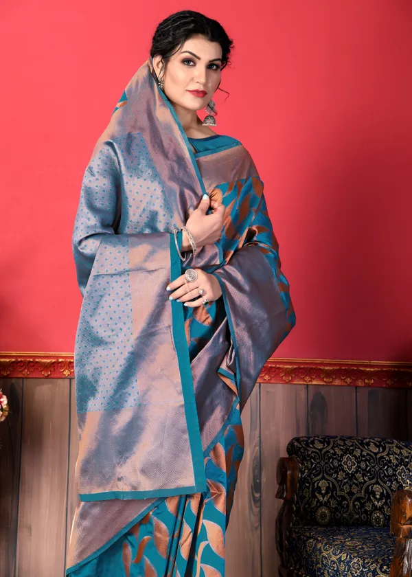 Rama_Banarasi_Silk_Saree_with_Keri_Weaving_&_Traditional_Broad_Border