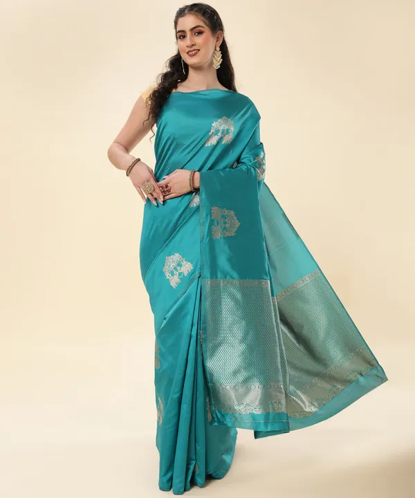 Rama_Kanjivaram_Silk_Saree_with_Silver_Zari_Butta_Motifs_&_Traditional_Woven_Border_-_Blouse_Piece_Included