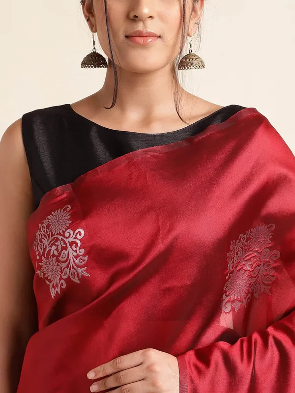 Maroon_Banarasi_Silk_Saree_with_Silver_Zari_Floral_Buttas_&_Chevron_Border_-_Blouse_Piece_Included