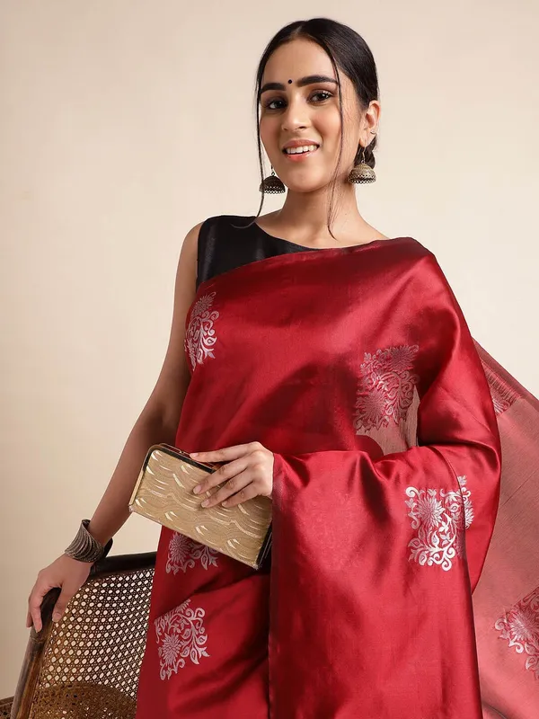 Maroon_Banarasi_Silk_Saree_with_Silver_Zari_Floral_Buttas_&_Chevron_Border_-_Blouse_Piece_Included
