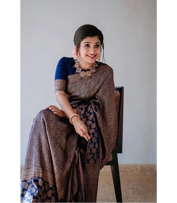Navy_Blue_Banarasi_Silk_Saree_with_Golden_Zari_Buttas_&_Traditional_Woven_Border