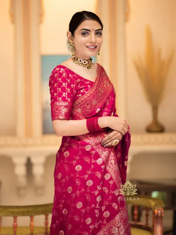 Pink_Banarasi_Silk_Saree_with_Intricate_Floral_Zari_Weaving_and_Rich_Border