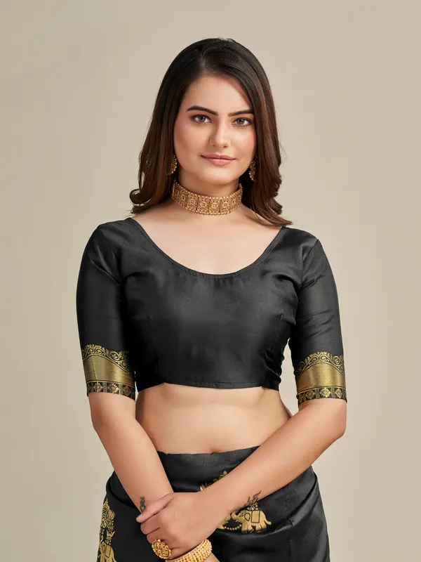 Black_Kanjivaram_Silk_Saree_with_Golden_Zari_Elephant_Motifs_&_Traditional_Pallu_-_Blouse_Piece_Included