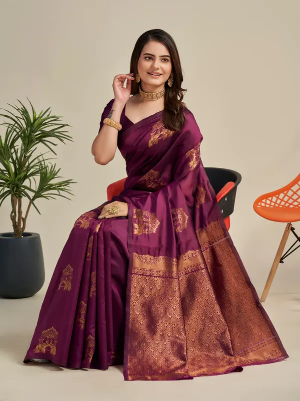 Purple_Kanjivaram_Silk_Saree_with_Golden_Zari_Elephant_Motifs_&_Traditional_Pallu_-_Blouse_Piece_Included