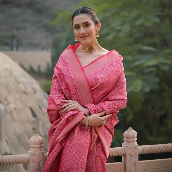 Pink_Kanjivaram_Silk_Saree_with_Lotus_Design