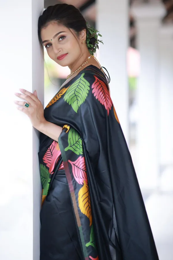 Black_Cotton_Silk_Saree_with_Multicolor_Leaf_Print_&_Golden_Zari_Border