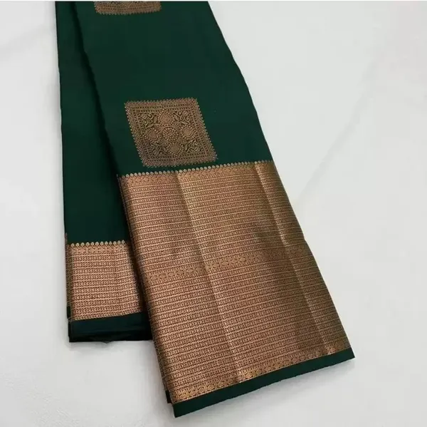 Green_Banarasi_Silk_Saree_with_Square_Box_and_Rich_Pallu_Work
