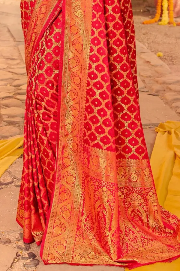 Red_Banarasi_Silk_Saree_with_Golden_Zari_Weaving_&_Traditional_Broad_Border