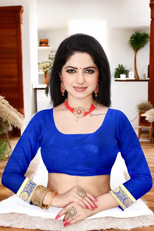 Royal_Blue_Banarasi_Silk_Saree_with_Golden_Zari_Floral_Weaving_&_Traditional_Rich_Pallu