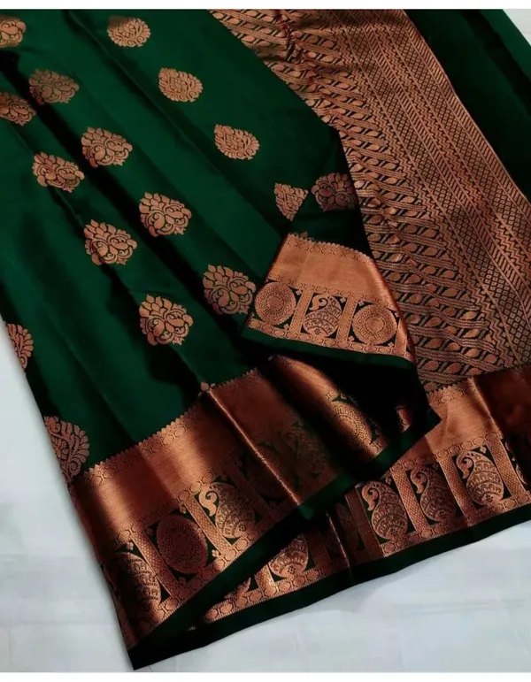 Emerald_Green_Banarasi_Silk_Saree_with_Copper_Zari_Buttas_&_Traditional_Rich_Border