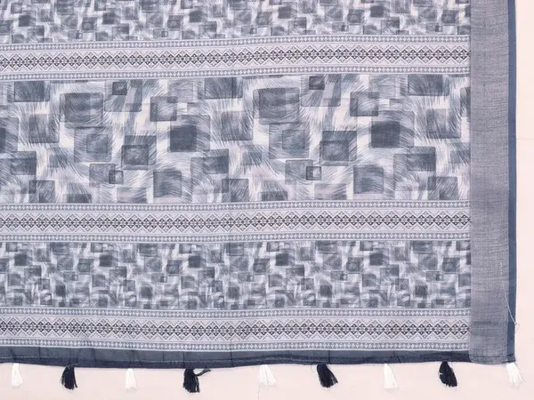 Grey_Printed_Cotton_Saree_&_Intricate_Digital_Floral_Design