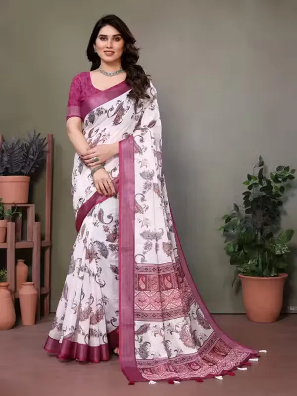 Pink_Printed_Cotton_Saree_&_Intricate_Digital_Floral_Design