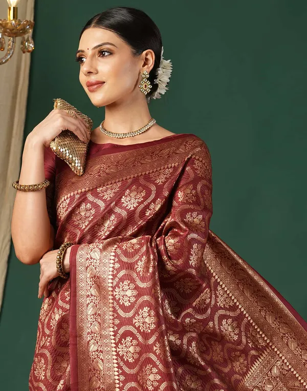 Maroon_Banarasi_Silk_Saree_with_Golden_Zari_Weaving_&_Traditional_Broad_Border