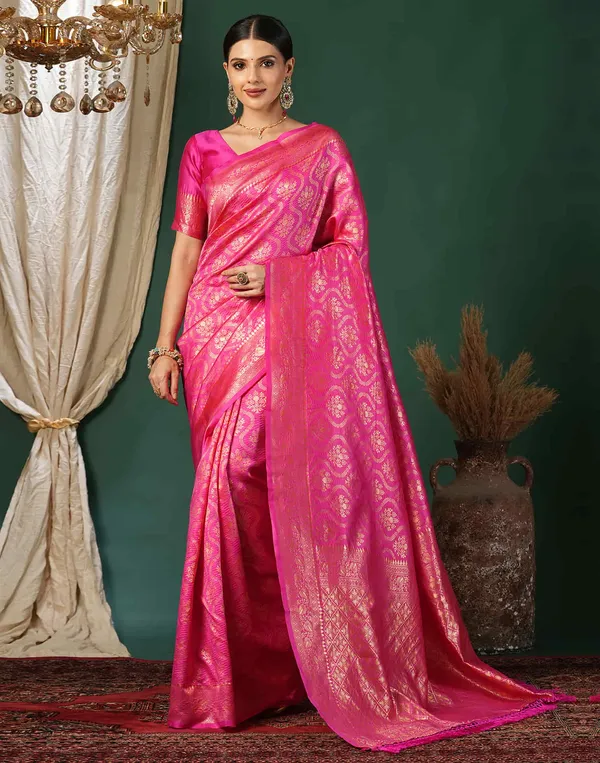 Pink_Banarasi_Silk_Saree_with_Golden_Zari_Weaving_&_Traditional_Broad_Border