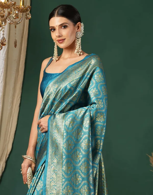 Rama_Banarasi_Silk_Saree_with_Golden_Zari_Weaving_&_Traditional_Broad_Border