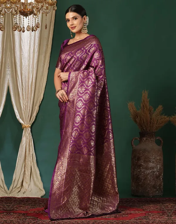 Wine_Banarasi_Silk_Saree_with_Golden_Zari_Weaving_&_Traditional_Broad_Border