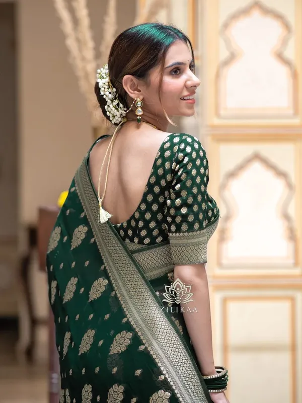 Green_Banarasi_Silk_Saree_with_Golden_Zari_Buttas_&_Intricate_Woven_Border