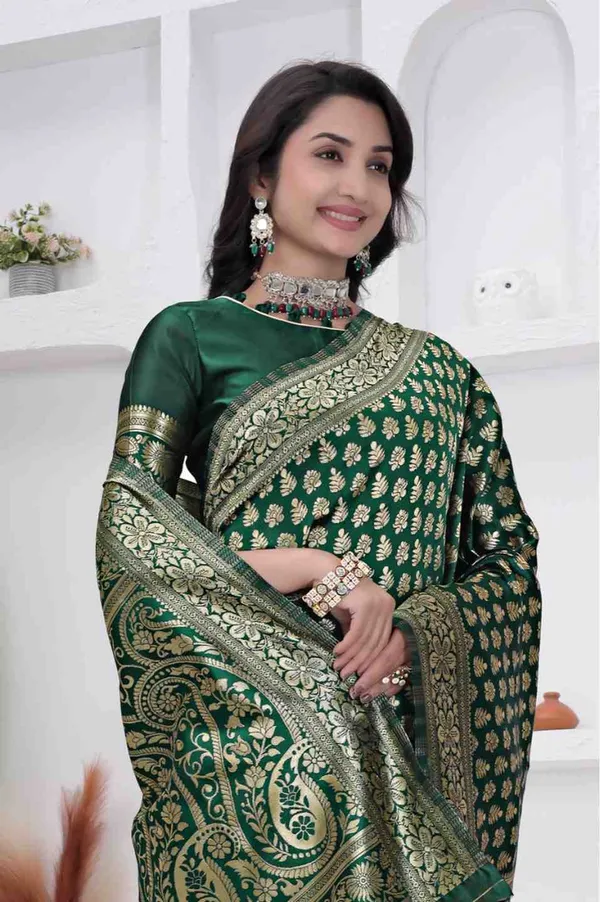 Green_Banarasi_Soft_Silk_Saree_for_Women_with_Rich_Zari_Jacquard_Weaving_(Art_Silk)_|_Traditional_Wedding_&_Festive_Wear_-_Blouse_Piece_Included