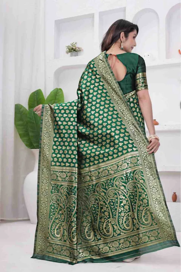 Green_Banarasi_Soft_Silk_Saree_for_Women_with_Rich_Zari_Jacquard_Weaving_(Art_Silk)_|_Traditional_Wedding_&_Festive_Wear_-_Blouse_Piece_Included