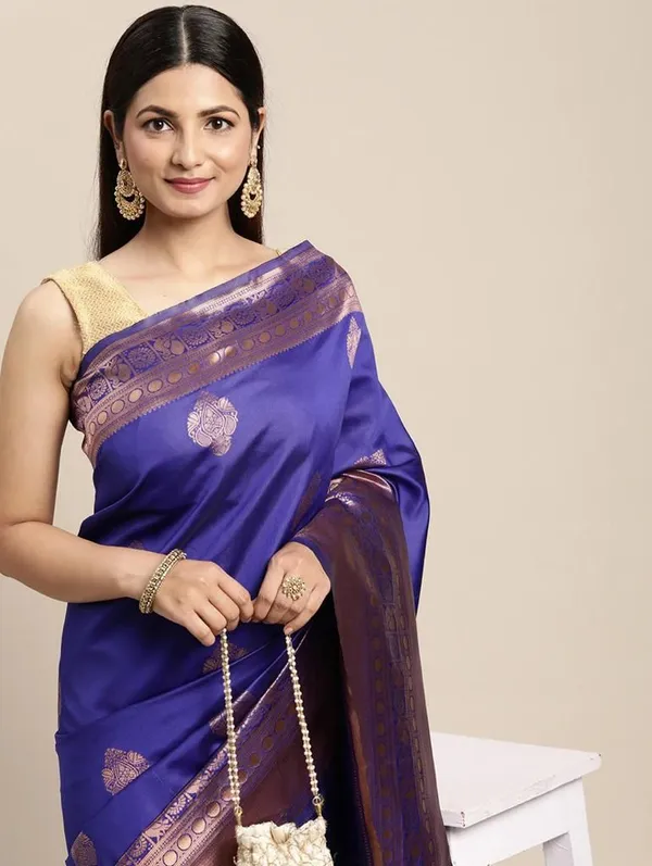Royal_Blue_Kanjivaram_Silk_Saree_with_Copper_Zari_Motif_Design