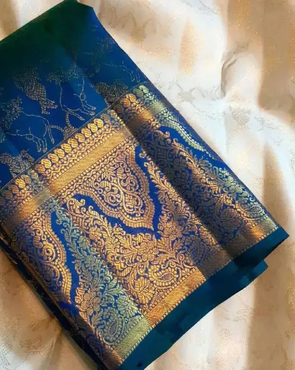 Blue_Kanjivaram_Silk_Saree_with_Kanaiya_Design_(Krishna)
