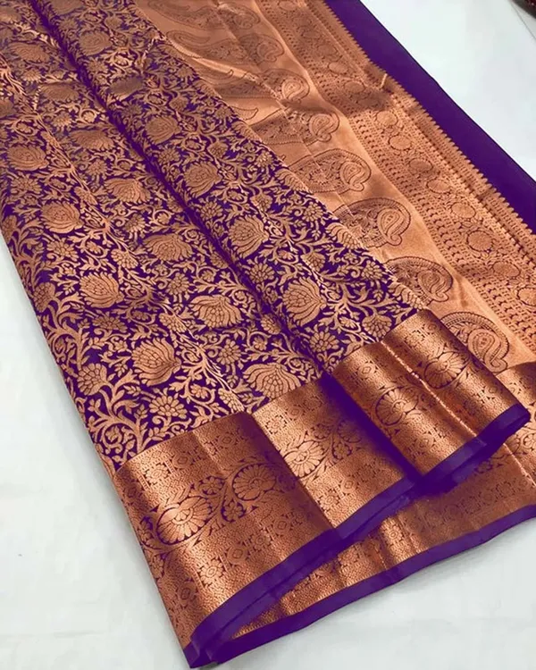 Purple_Kanjivaram_Silk_Saree_with_Traditional_Motif_Weave