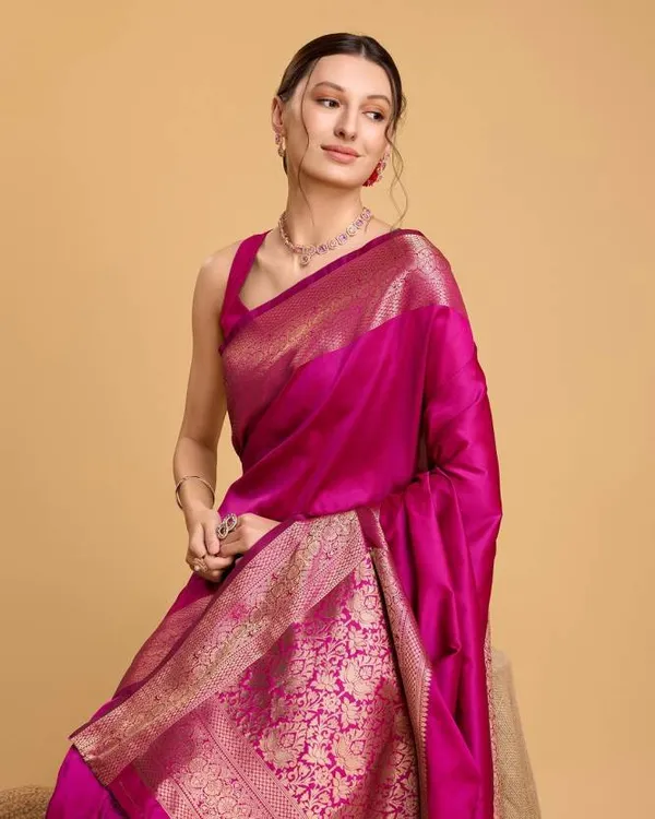 Pink_Kanjivaram_Silk_Saree_with_Rich_Golden_Zari_Border_&_Pallu