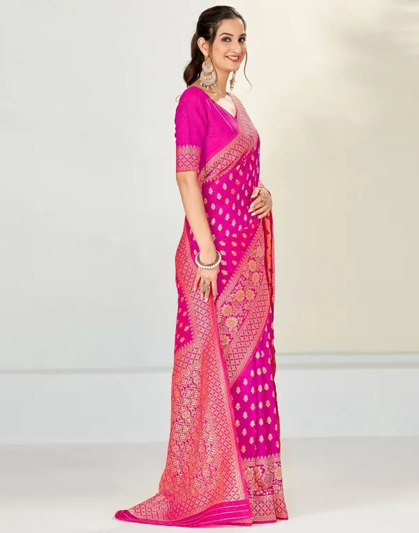 Pink_Kanjivaram_Silk_Saree_with_Traditional_Motif_Weave