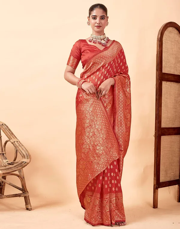 Red_Kanjivaram_Silk_Saree_with_Traditional_Motif_Weave