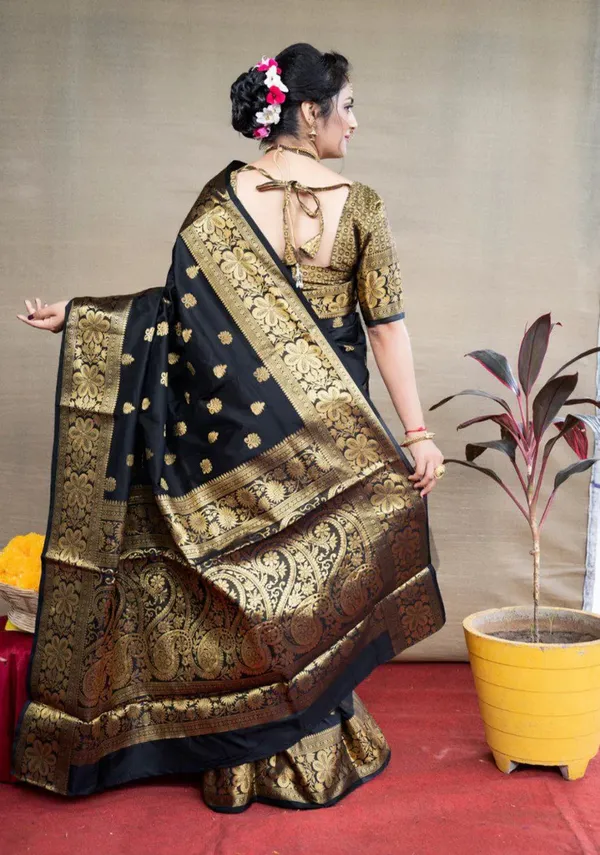 Black_Banarasi_Silk_Saree_with_Golden_Zari_Floral_&_Paisley_Weaving_-_Blouse_Piece_Included