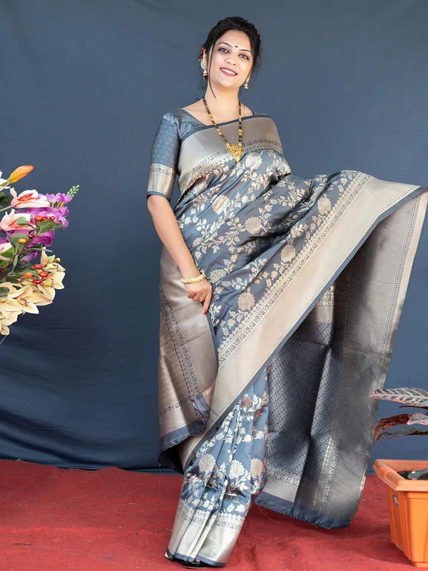 Grey_Banarasi_Silk_Saree_with_Gold_Zari_Floral_Jaal_and_Contrast_Border