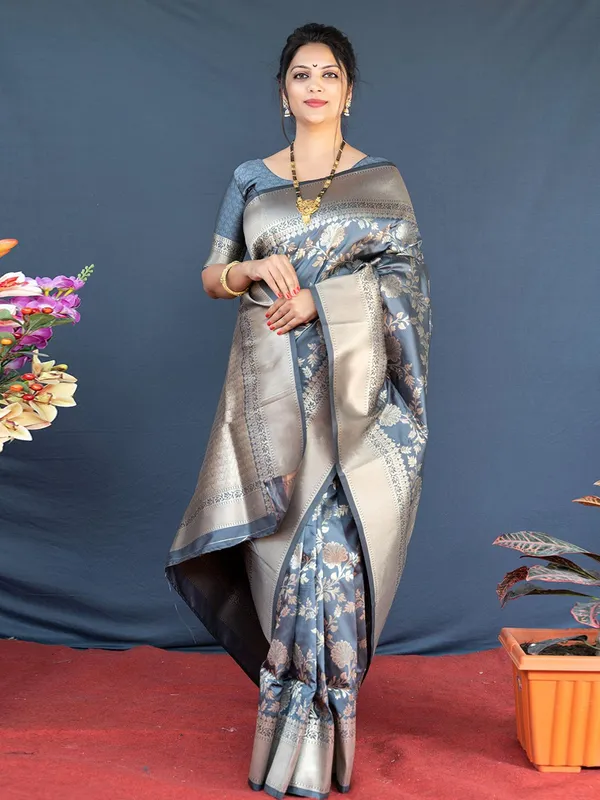 Grey_Banarasi_Silk_Saree_with_Gold_Zari_Floral_Jaal_and_Contrast_Border