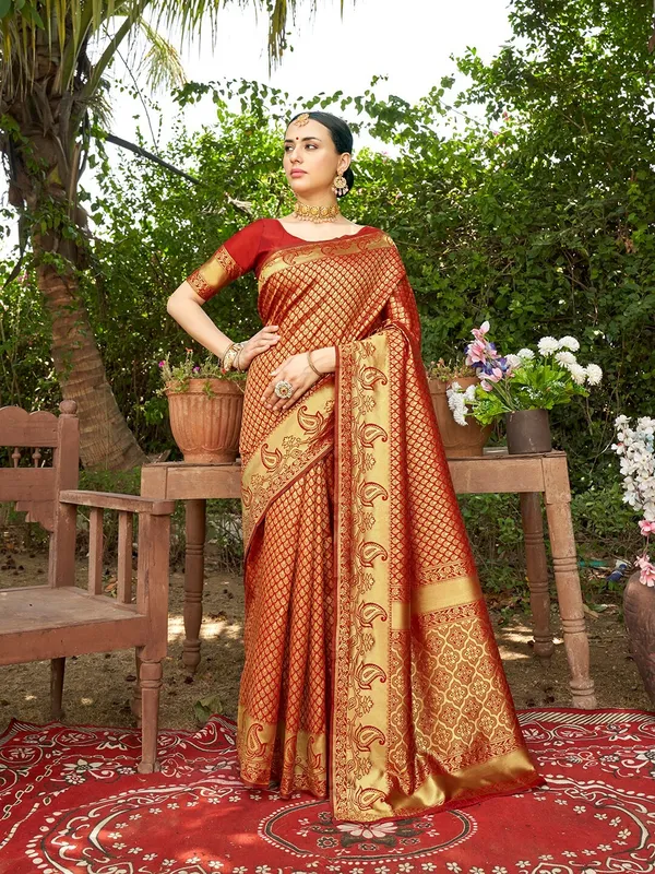 Red_Banarasi_Silk_Saree_with_Golden_Zari_Paisley_Design