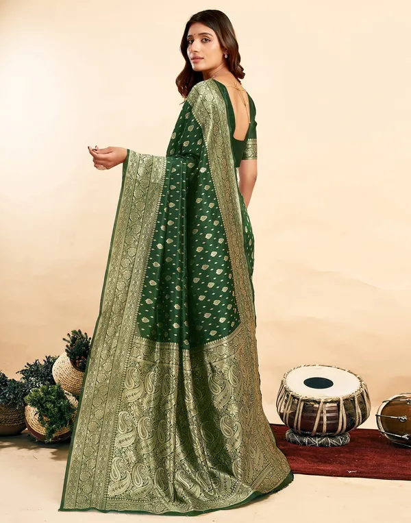 Green_Banarasi_Silk_Saree_with_Nari_Design