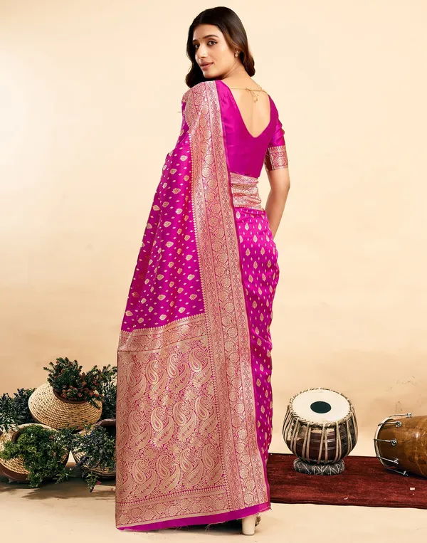 Pink_Banarasi_Silk_Saree_with_Nari_Design
